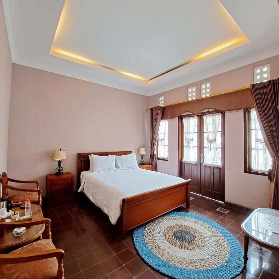 Clemmie Huis Yogyakarta Exterior photo